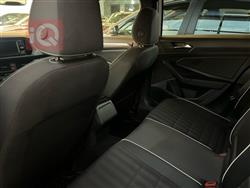 ڤۆڵکسواگن جێتا